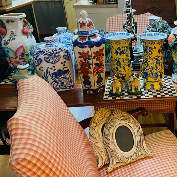 Chinoiserie Chic Galore in My Closet! - Picture 2 of 4